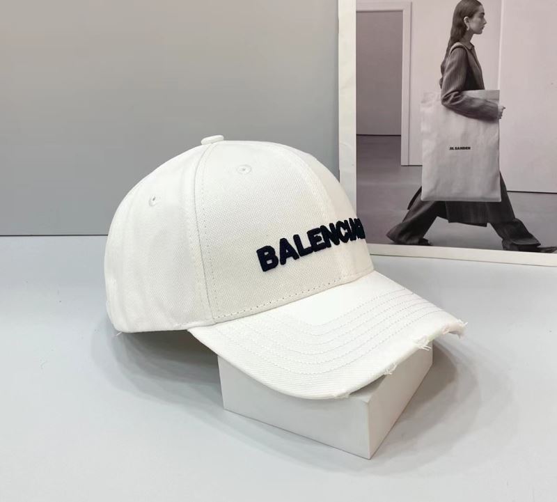 BALENCIAGA